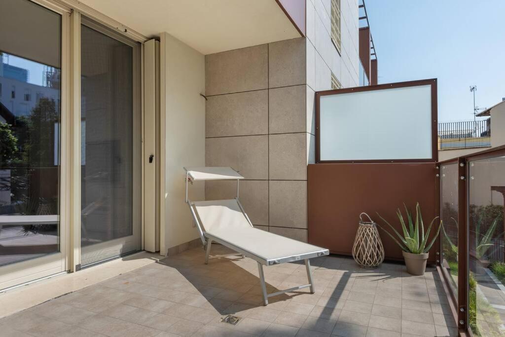 Easylife - Modern And Spacious Apt In Fiera City Life Milano Ngoại thất bức ảnh
